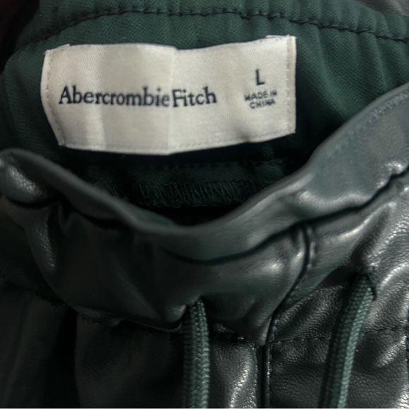 NWOT Abercrombie and Fitch Faux Leather Joggers_ Size Large Green - Picture 5 of 6